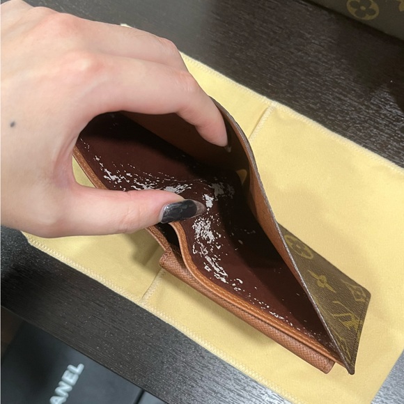 Louis Vuitton Monogram Marco Wallet - Picture 11 of 13